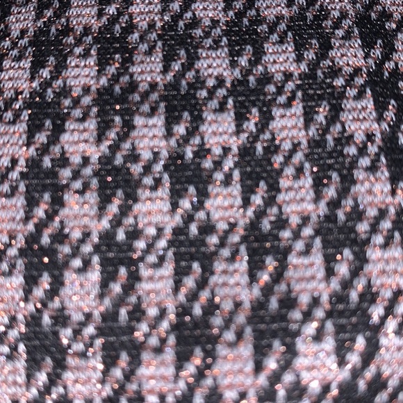 Size small iris skirt set - Picture 7 of 7